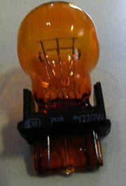 Ampoule 3757A PY 27/7W S25 12V jaune/orange