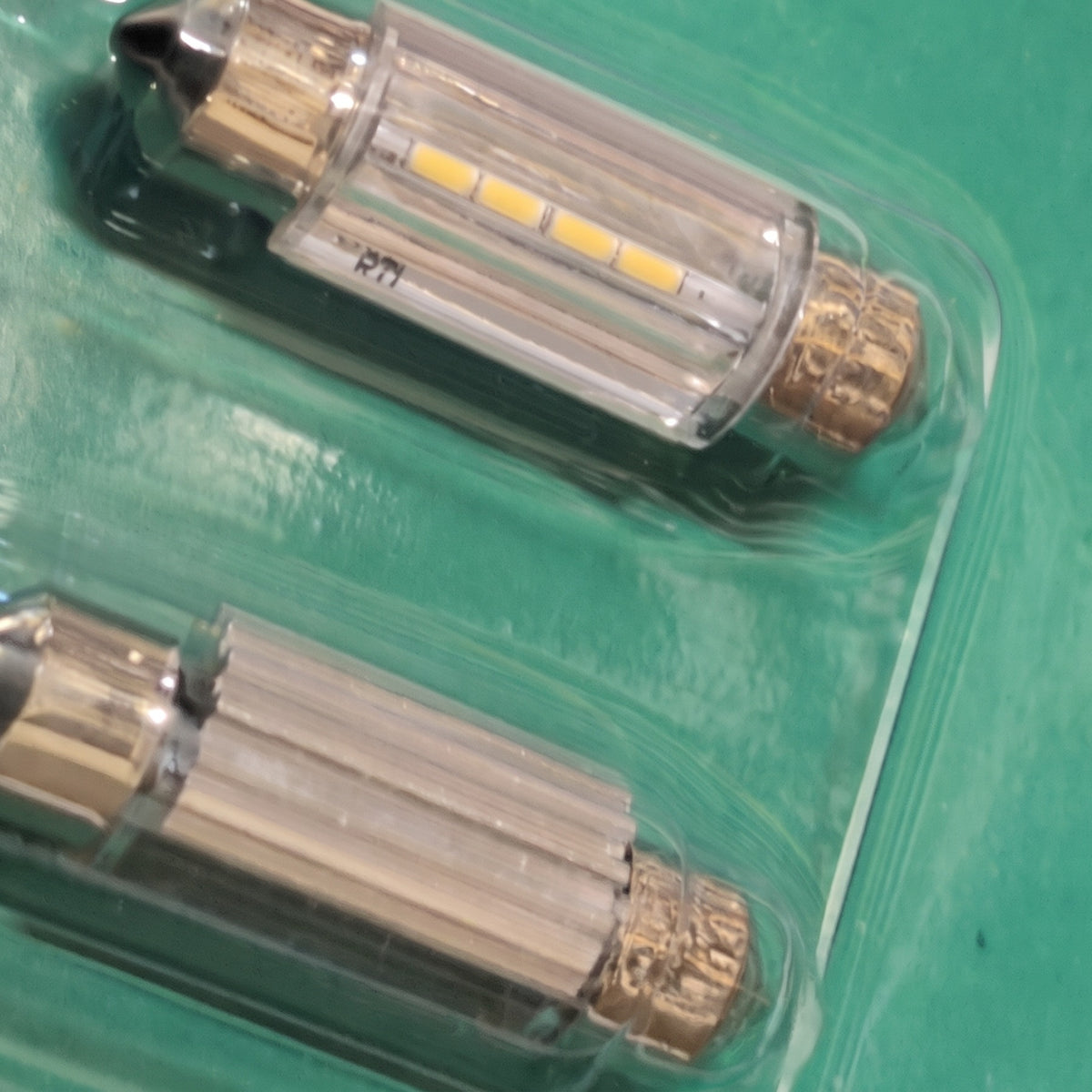 Ampoules LED C5W navette 36mm 12V (x2) - BNS31