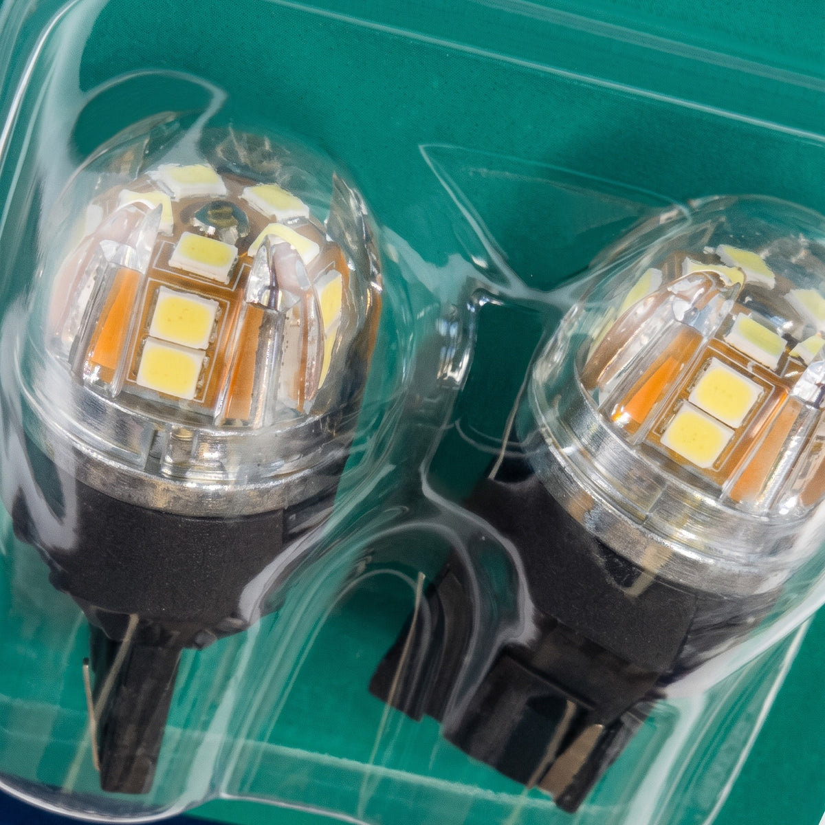 Ampoules LED W21W T20 12V 24V CANBUS (x2) - BNS31