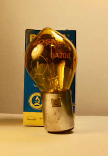 Ampoule BA20d 45/40W S2 12V JAUNE