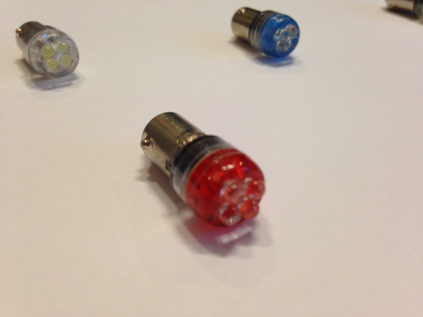 2x Ampoules BA9S 4X LED ROUGE 12V 3004