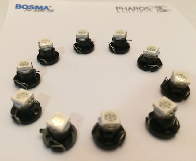 T4.2 BLUE LED 12V black base