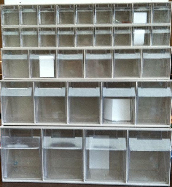 TILTING LOCKER-5