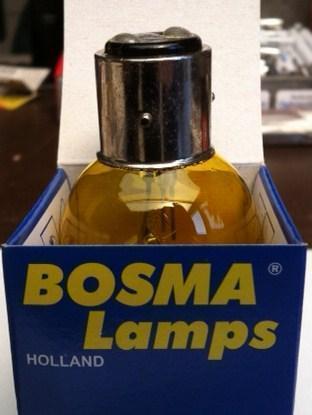 Ampoule BA21d 45/40W 6V JAUNE 3 ergots - 2 plots