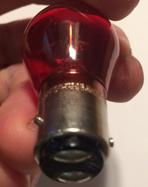 Ampoule PR21/5W ROUGE BAW15d 12495 12V 7538