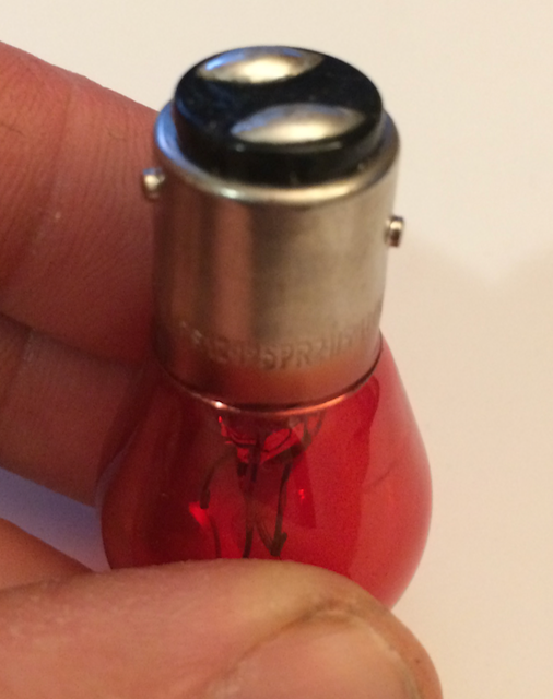 Ampoule PR21/5W ROUGE BAW15d 12495 12V 7538